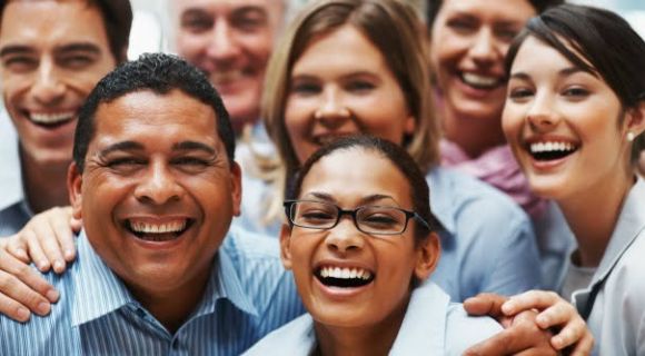 ¿Cómo y por qué debes invertir en una fuerza laboral más diversa?